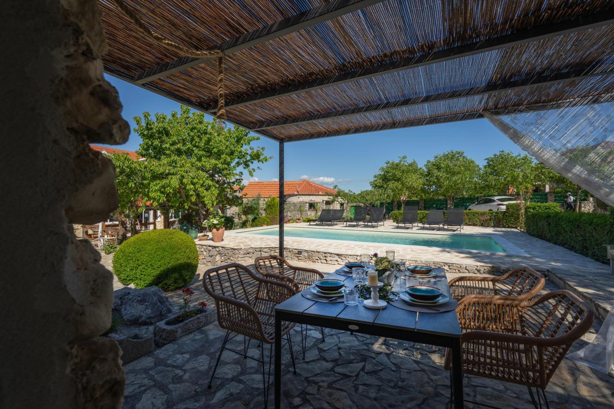 Kalpic Suites & Villa Lozovac Eksteriør bilde
